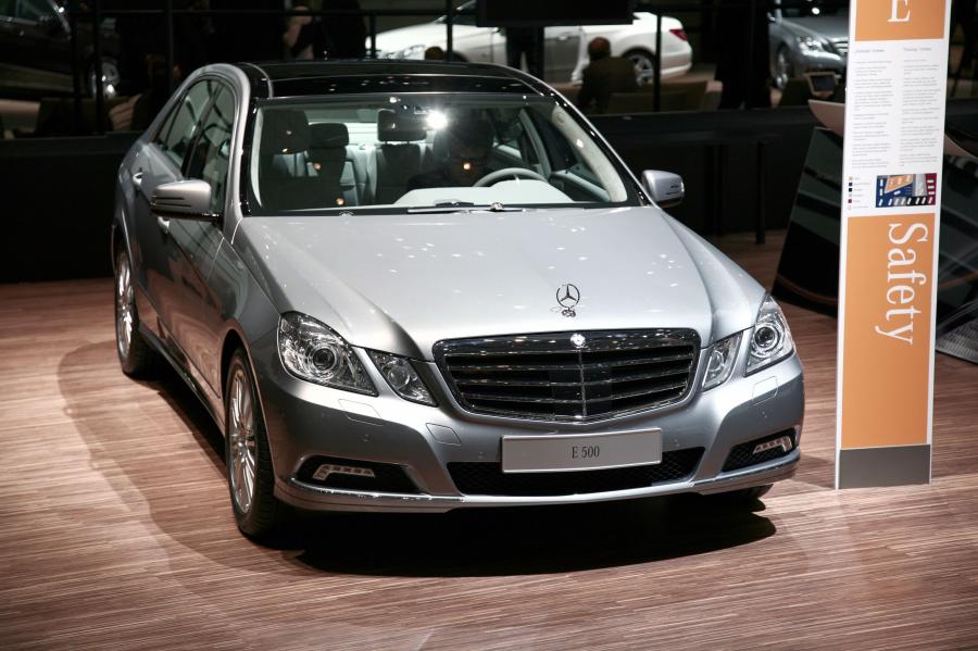  Mercedes-Benz E-Class 2010 года  (фото 59 из 128)